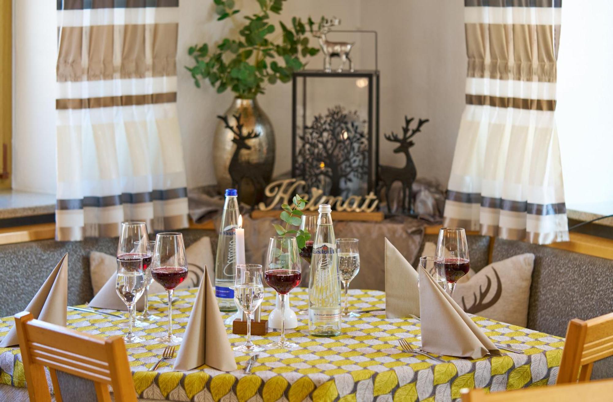 Wander Und Aktiv Hotel Roesslwirt Lam Dış mekan fotoğraf